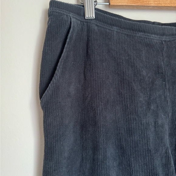 L.L bean straight leg sweatpants - Picture 5 of 7